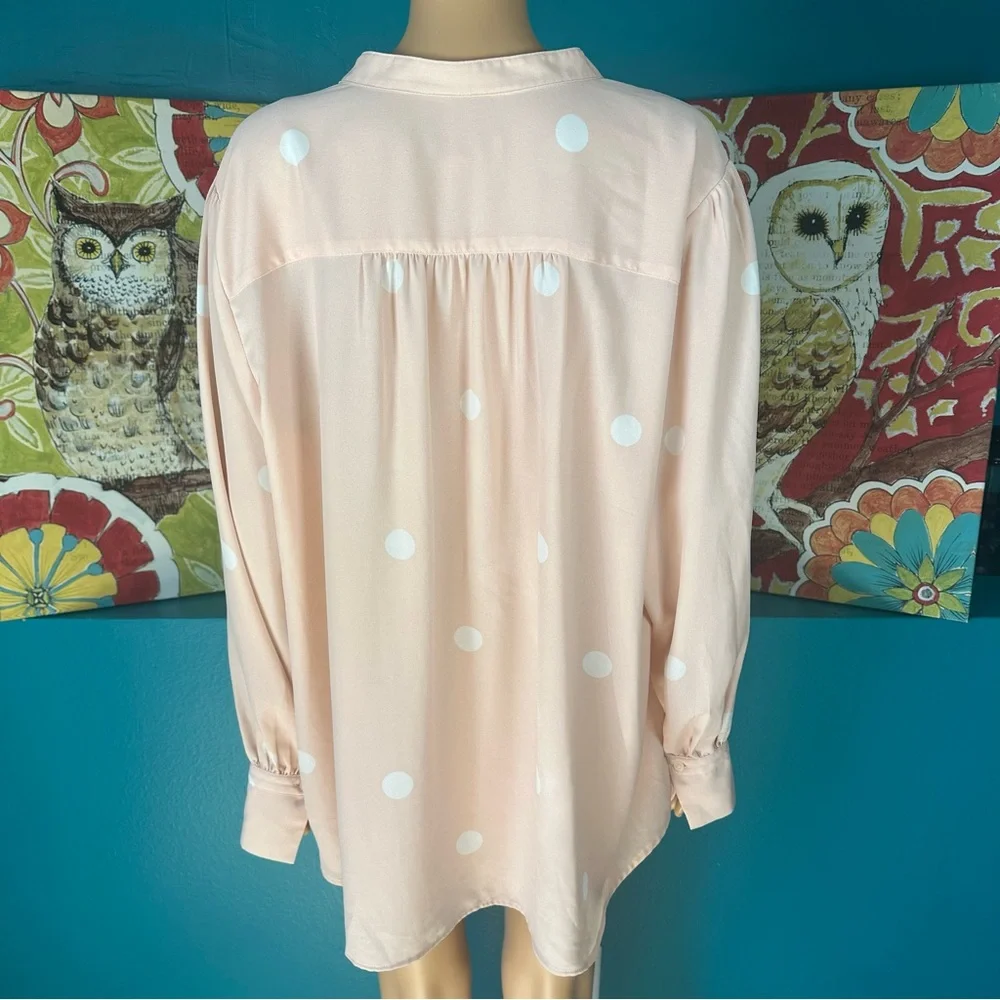 LOFT Plus Blouse Size 18 Pink Polka Dot Long Sleeve V-Neck Lightweight Top - Picture 6 of 7